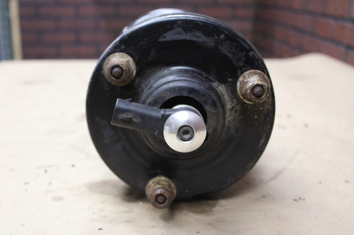 07-14 Cadillac Escalade Front Driver Side Suspension Shock Absorber Strut 151k