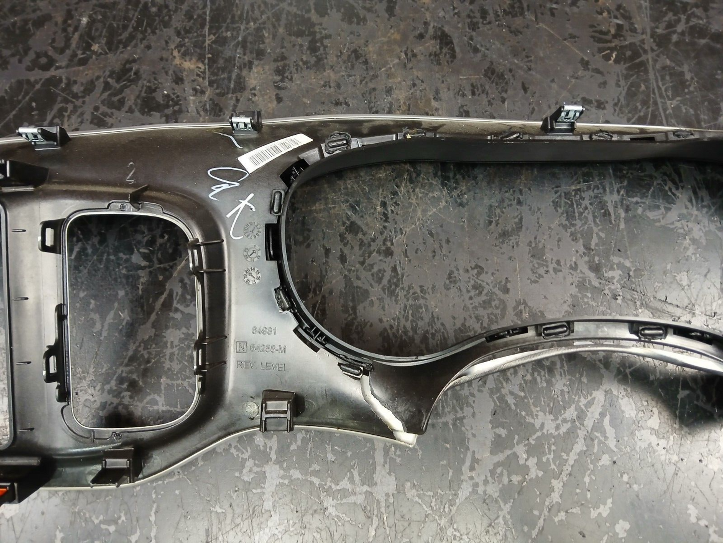 2020 Dodge Charger SP Dash Speedometer Radio Bezel Trim Assembly DAMAGED