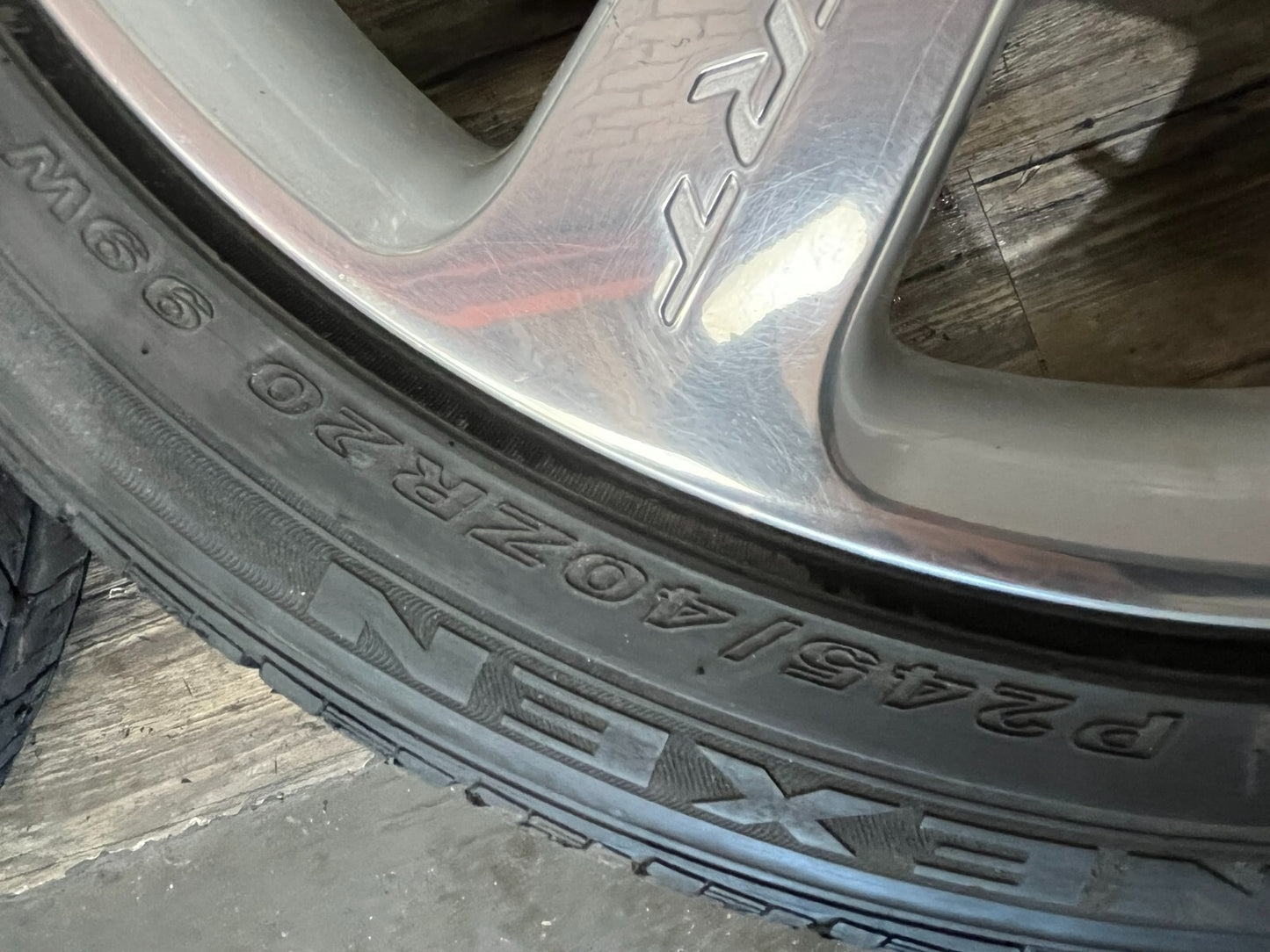 CHRYSLER 300 SRT8 6.4L 11-23 OEM 20 X 9 245/40 R20 20" ALLOY WHEEL RIM TIRE SET