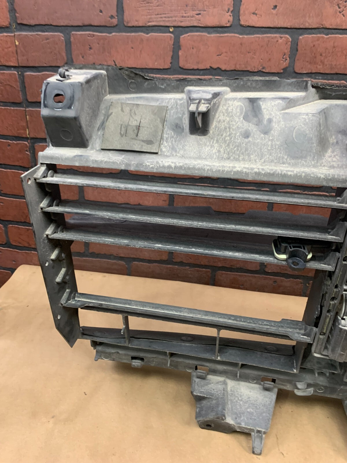 2015-2019 DODGE RAM 1500 5.7 Active Air Shutter Classic Style OEM Missing Slats