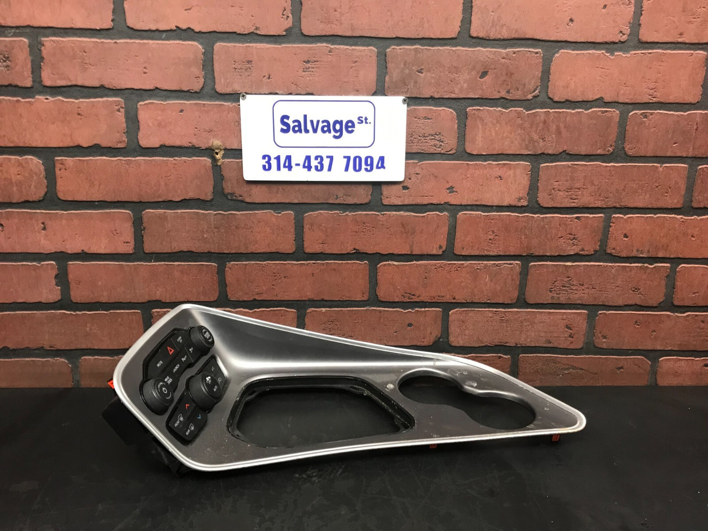 19-22 Challenger SRT HVAC Climate Control & Shifter Bezel 6TD481X8AA 68415454AB