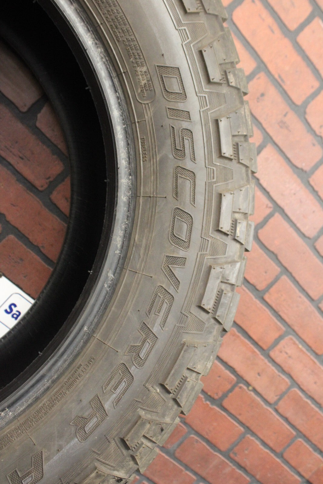Cooper Discoverer AT3 XLT Used Tire LT 275/65R20 5/32nds