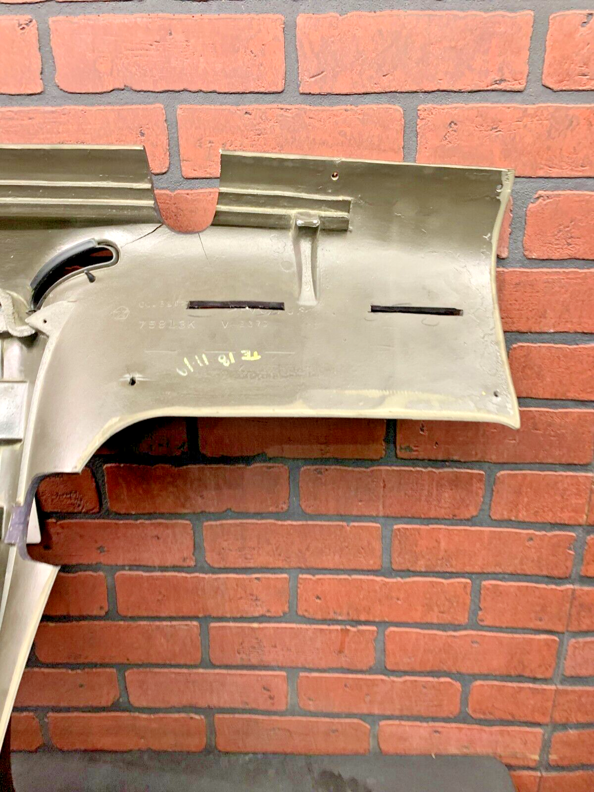 1997-2002 Dodge Viper "T" Center Console Light Damage OEM part.