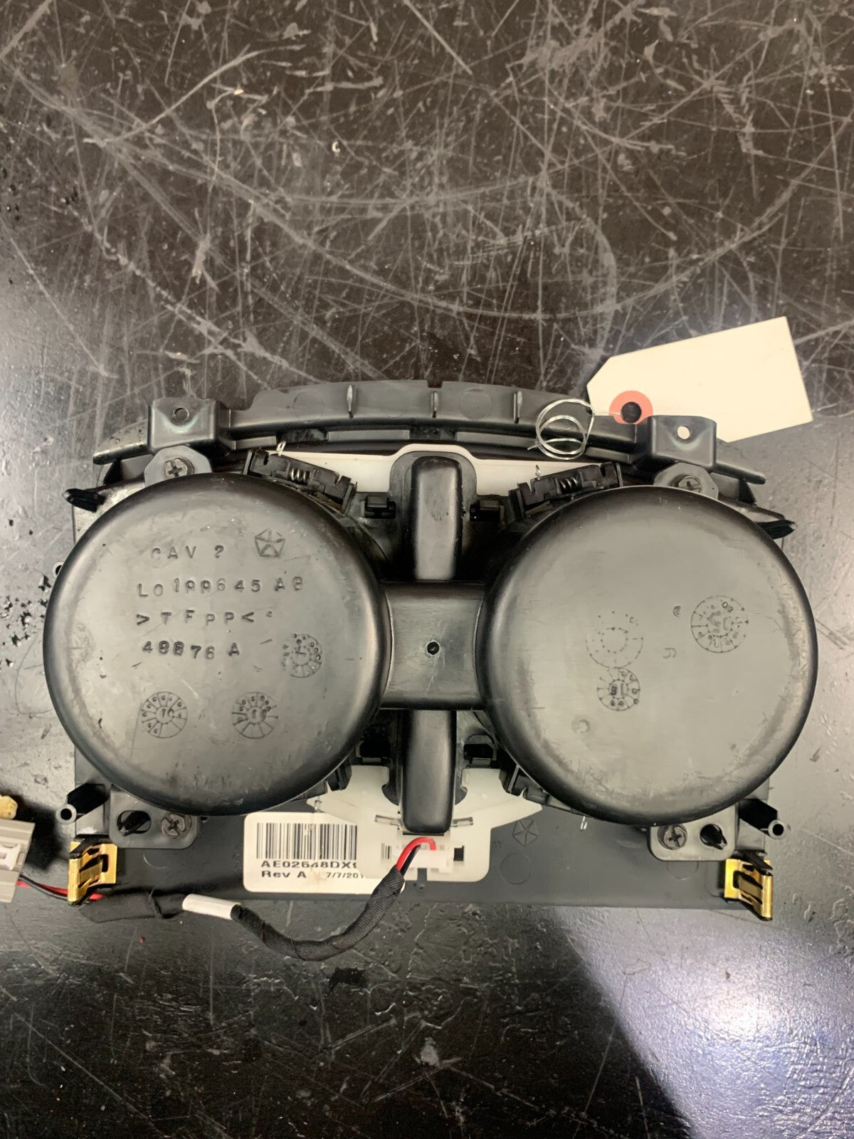 2015-2023 CHALLENGER/CHARGER/300 DUAL CUP HOLDER BLACK OEM GOOD CONDITION.