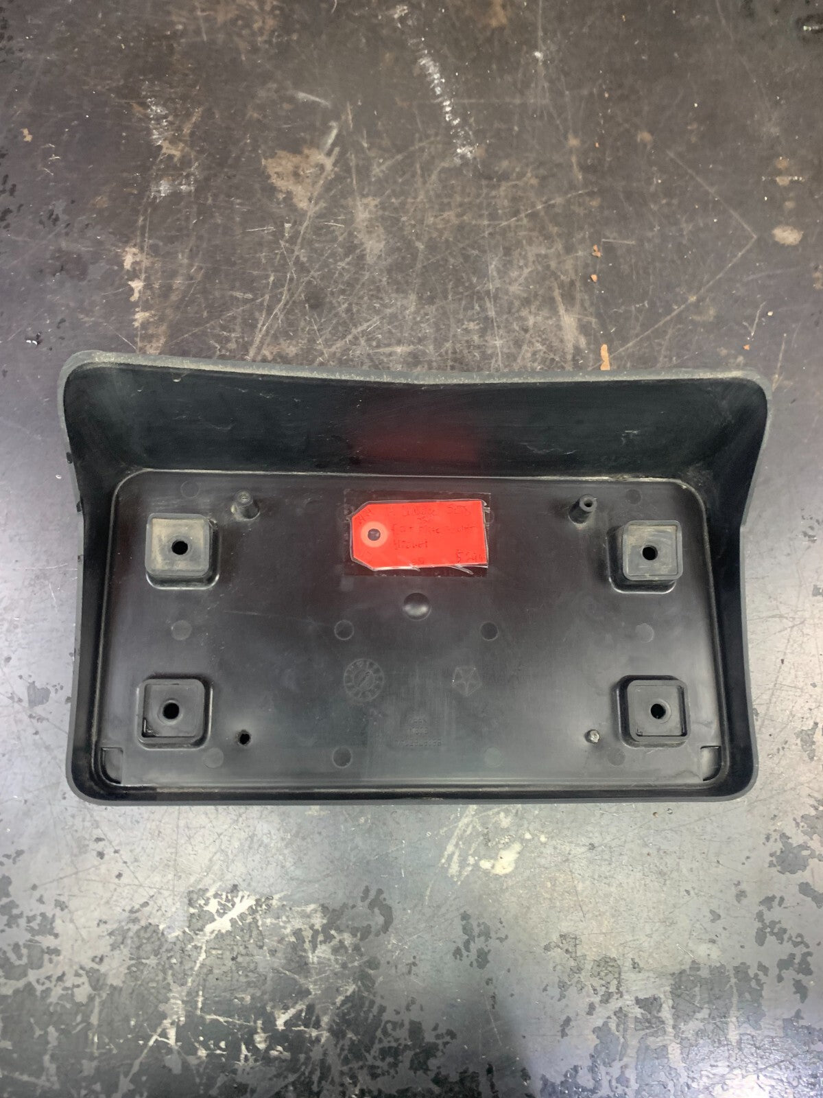 Dodge Challenger 2011-2014 OEM front Plate Mount Bracket Holder 68087852AA 30314