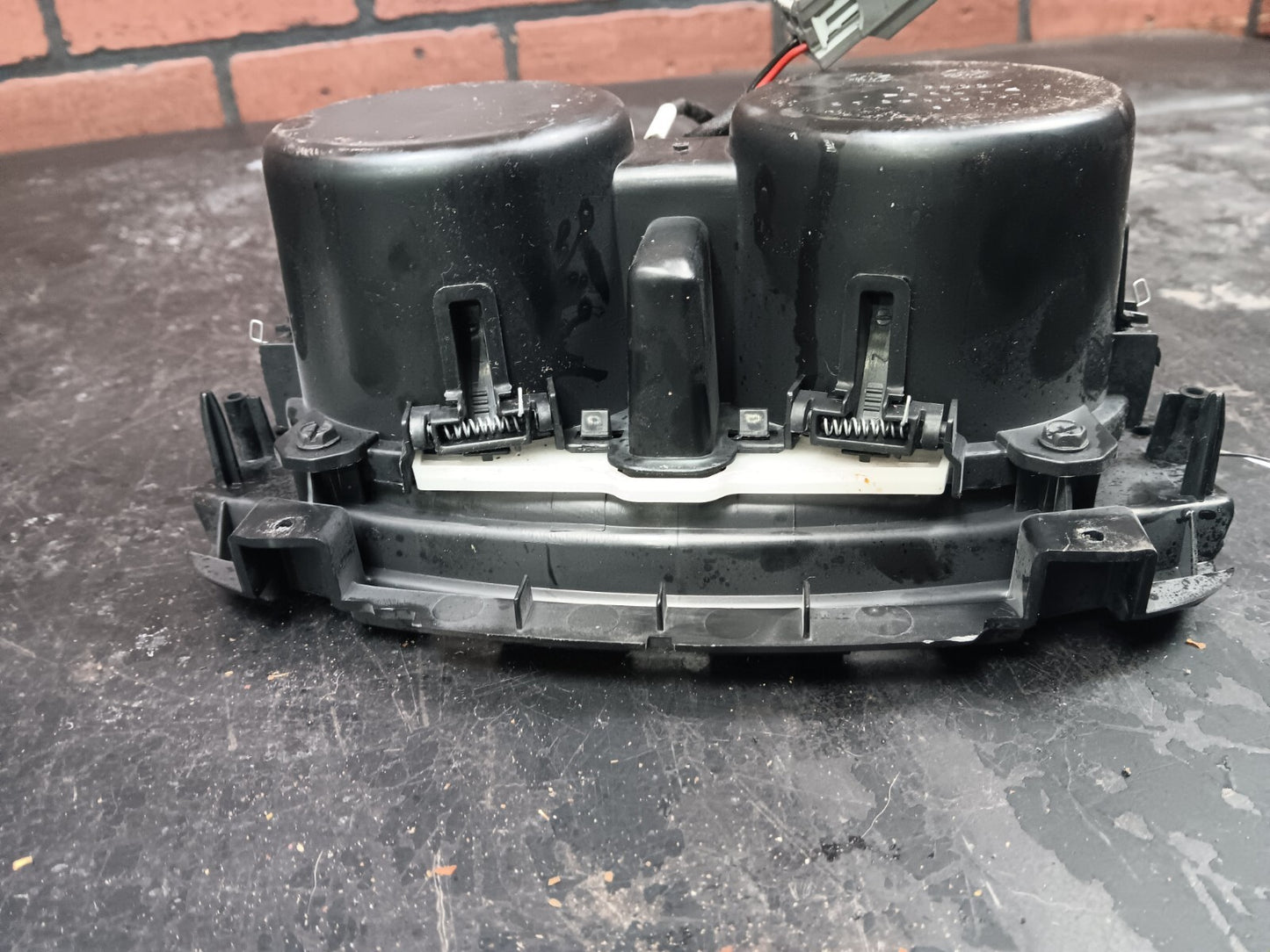 2011-2014 Dodge Charger Chrysler 300 Center Console Dual Cupholder w/ Inserts