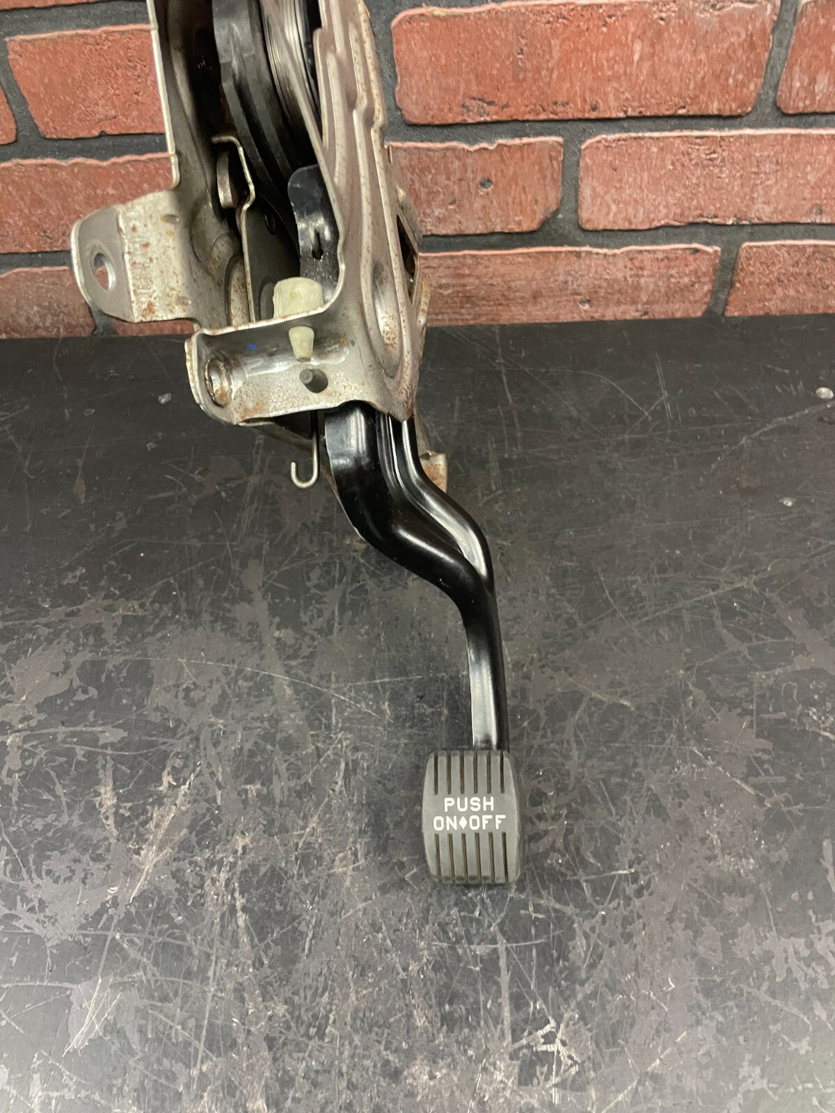2007-2022 DODGE CHARGER EMERGENCY PARK PARKING BRAKE PEDAL OEM 04779478AI