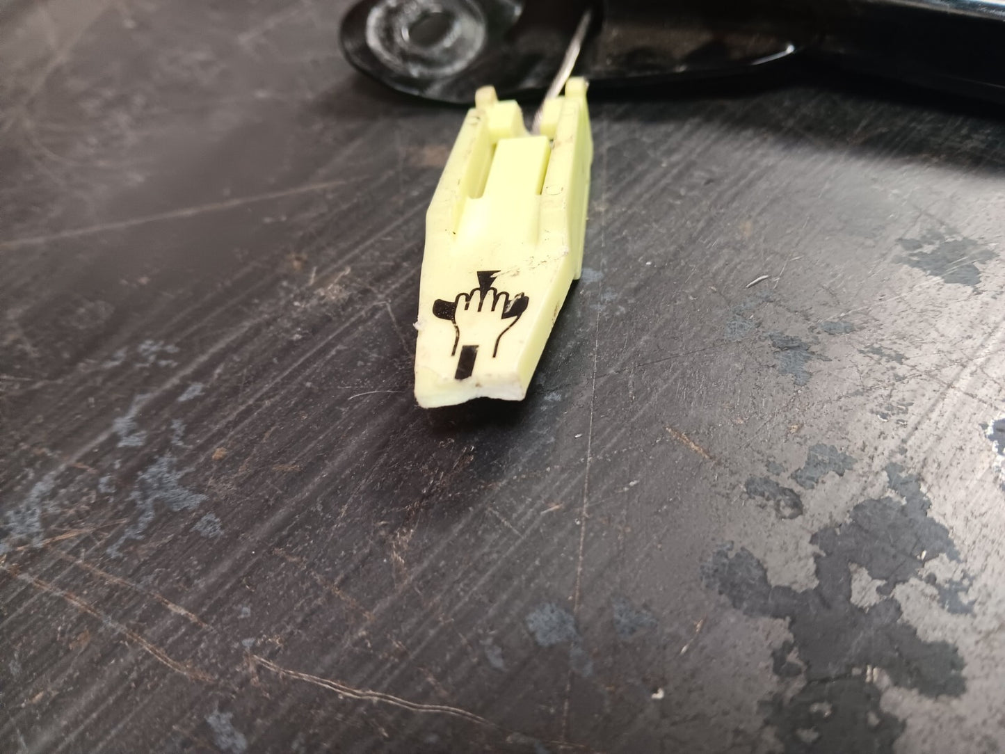 Dodge Rear Trunk Liftgate Lock Latch Release Actuator SOME DAMAGE