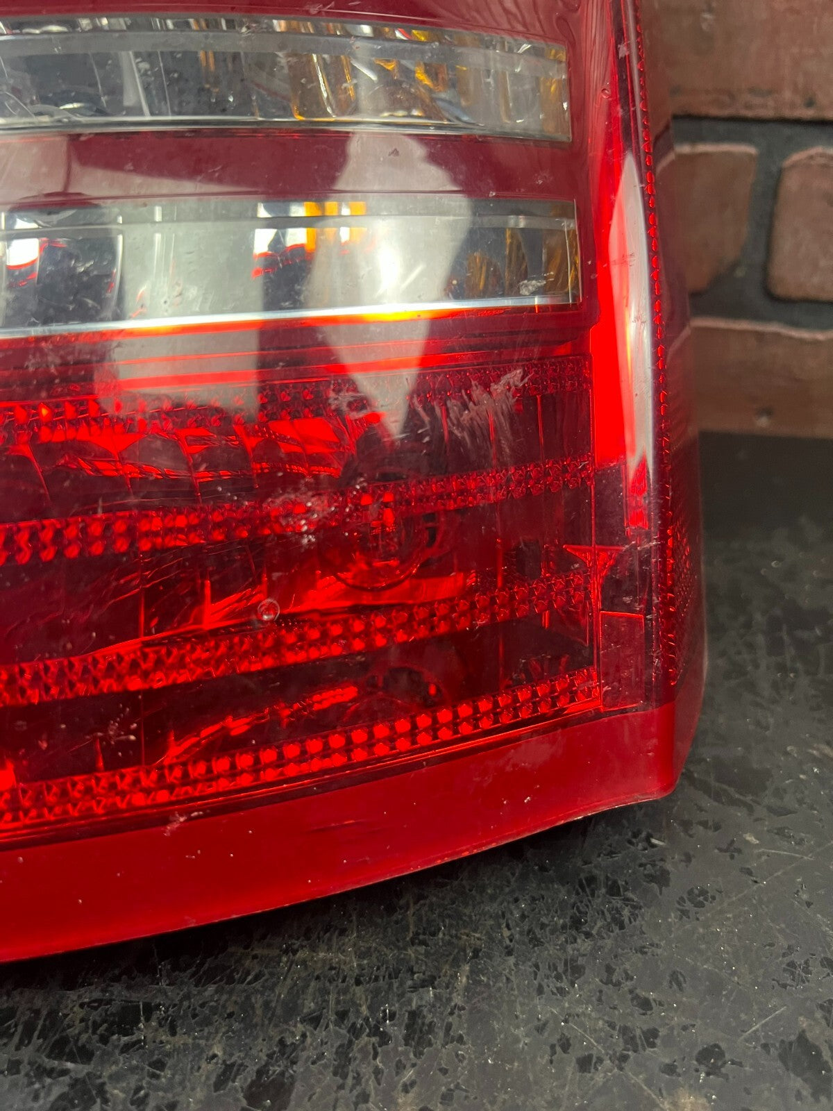Passenger Tail Light C Model OEM 2005 2006 2007 Chrysler 300