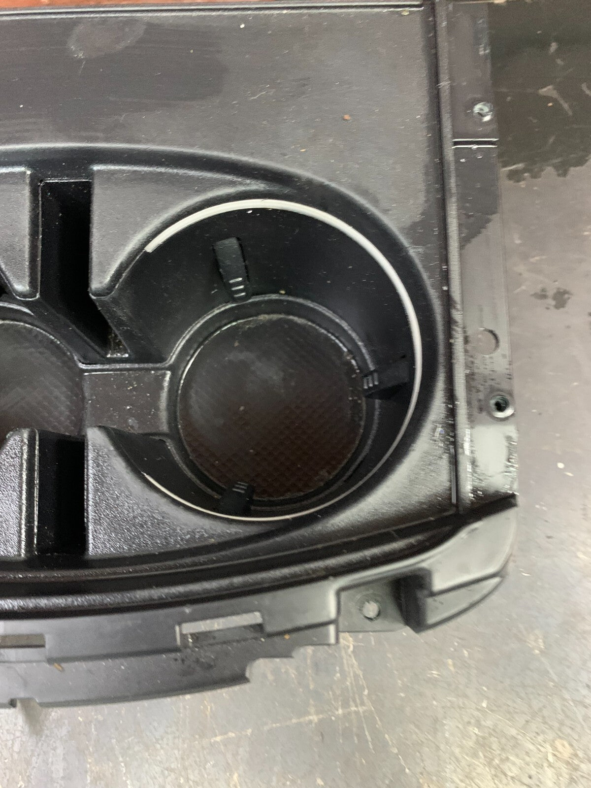 2015-2020 DODGE CHARGER/CHRYSLER 300 CENTER CONSOLE CUP HOLDER OEM AE02548DX9002
