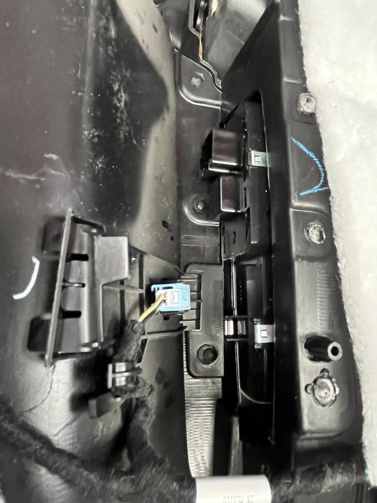 2011-2018 DODGE JOURNEY RIGHT RH FRONT PASSENGER DOOR CARD TRIM PANEL 1QF201X9AH
