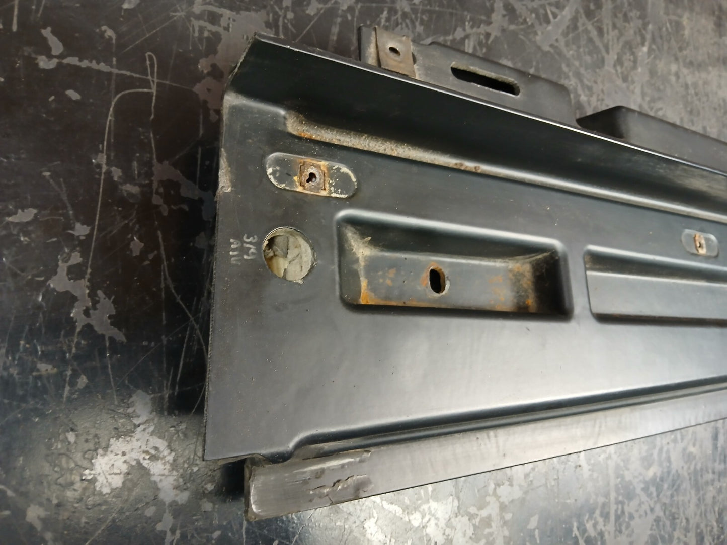 Dodge Viper Passenger RH Side Rocker Door Sill Molding Panel Black