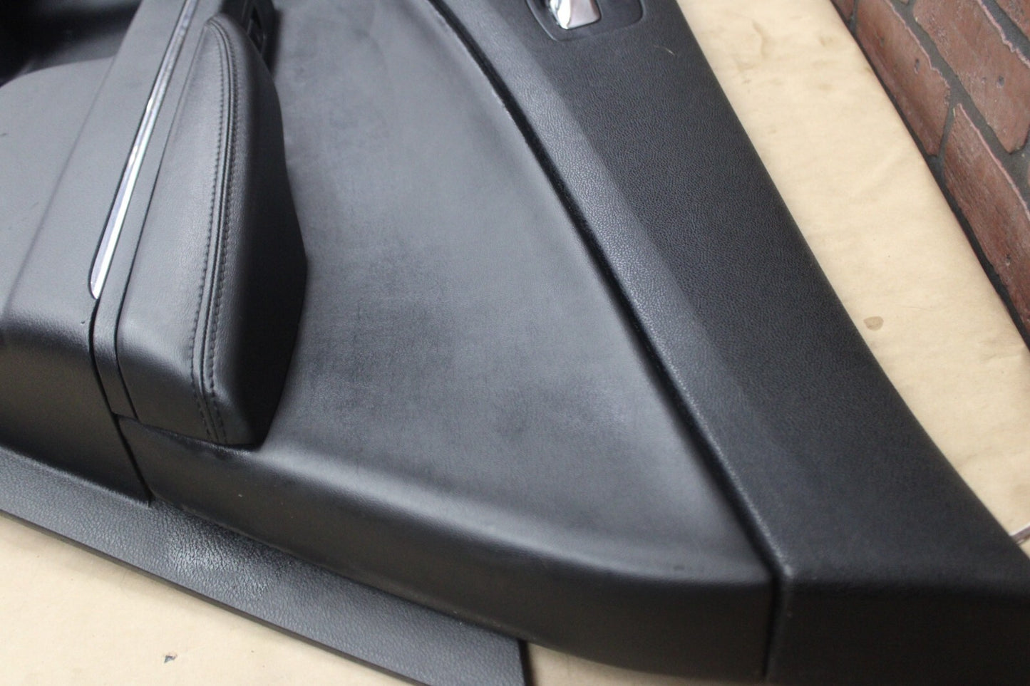 2011-2014 DODGE CHARGER SRT8 OEM INTERIOR REAR RIGHT DOOR PANEL TRIM COVER
