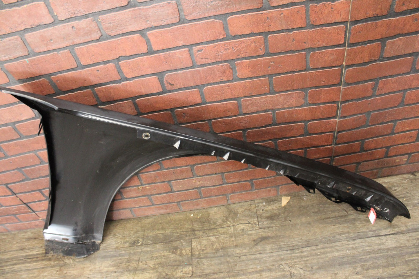 2005-2010 CHRYSLER 300 SRT8 FRONT LEFT DRIVER SIDE BODY PANEL WING FENDER OEM