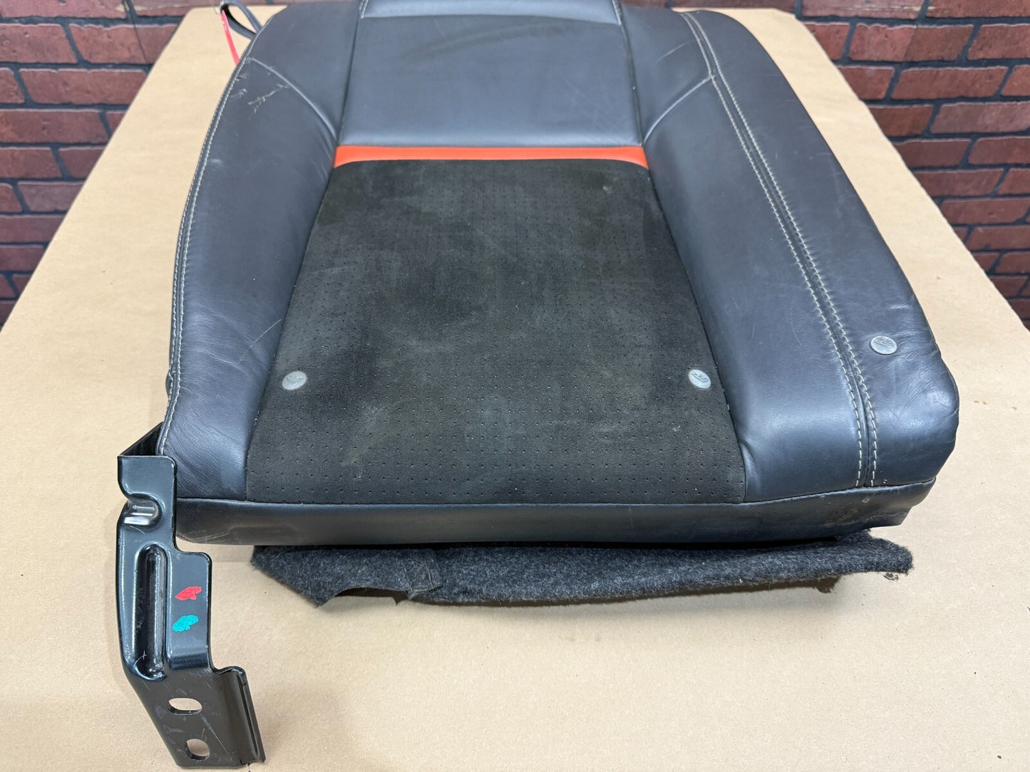 2008-2014 Dodge Challenger SRT8 Rear Back Seat Split Bench Passenger Right TEARS