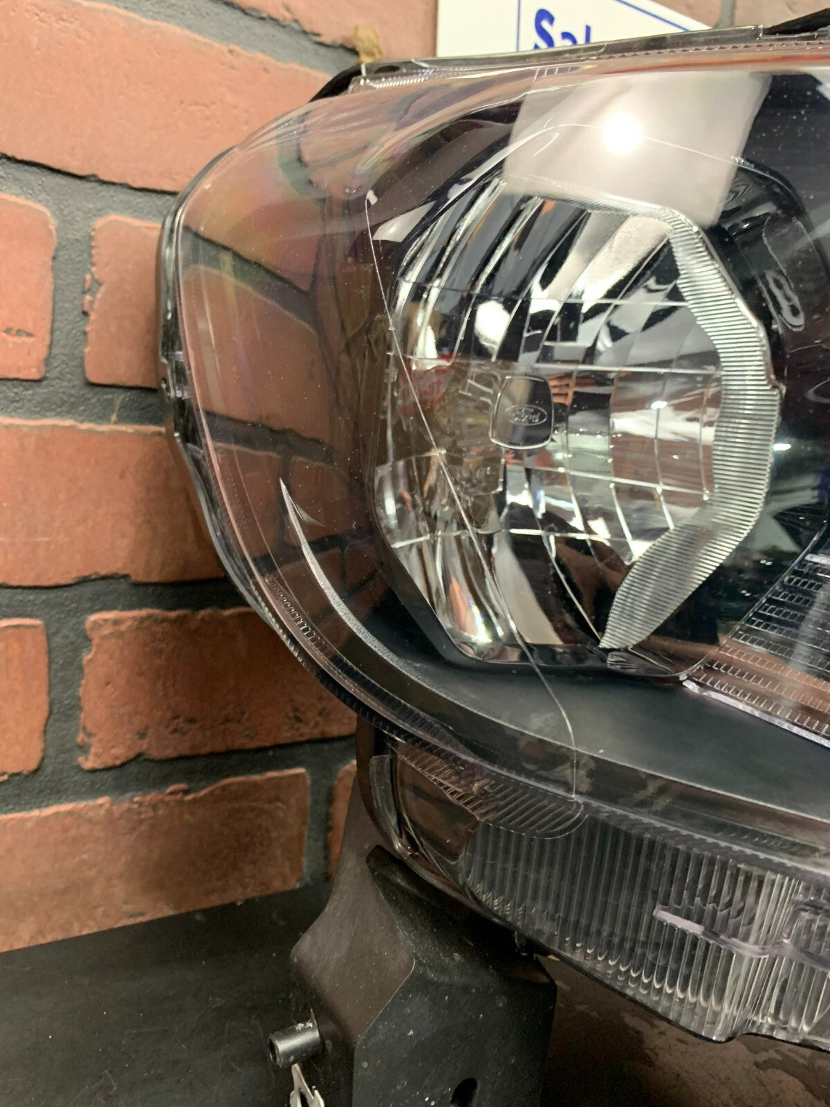 OEM 2019 2020 2021 Ford Ranger Right RH Passenger Halogen Headlight LIKE NEW