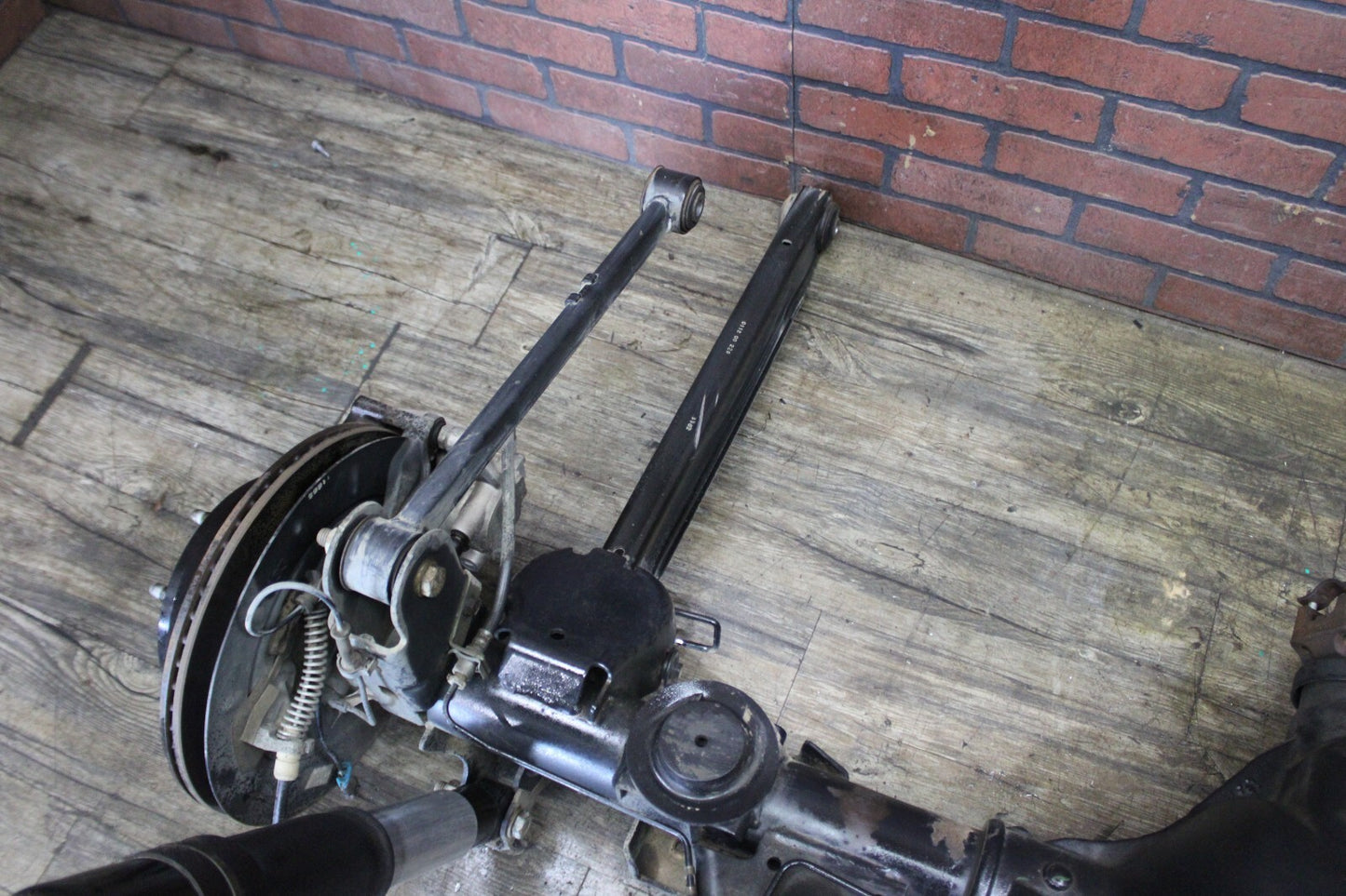 2010-2013 Cadillac Escalade Complete Rear End Axle Differential Assembly 3.42:1