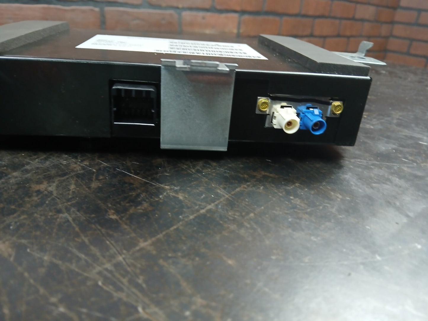 05-07 Chrysler Dodge Jeep Satellite Radio Receiver Control Module 05064002aj