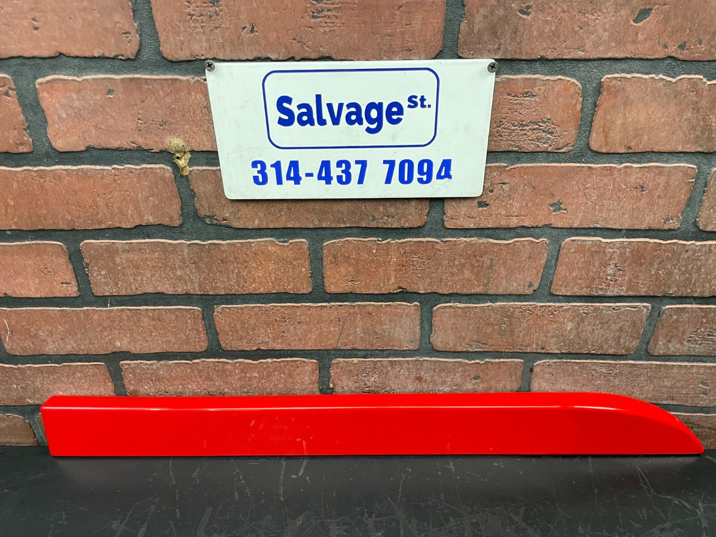 2003-2005 Dodge Neon SRT-4 Right Passenger Lower Door Trim Molding Applique