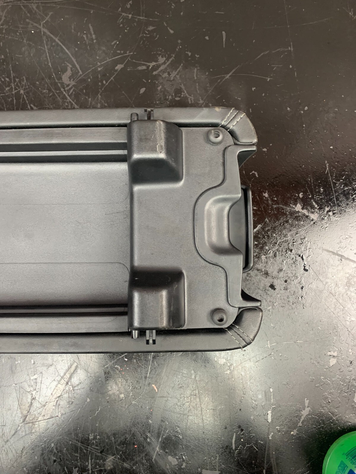 2015-2022 DODGE CHARGER FRONT CENTER CONSOLE STORAGE COVER LID ARMREST OEM.