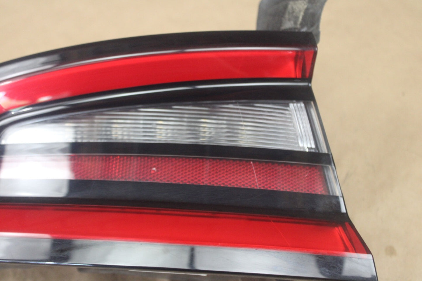 2015-2022 DODGE CHARGER REAR LEFT SIDE TAILLIGHT OUTER LIGHT LAMP OEM 68213145AD