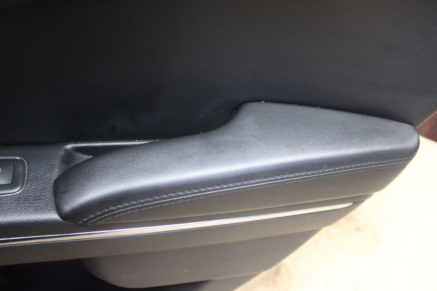 2011-2014 DODGE CHARGER SRT8 OEM INTERIOR REAR RIGHT DOOR PANEL TRIM COVER