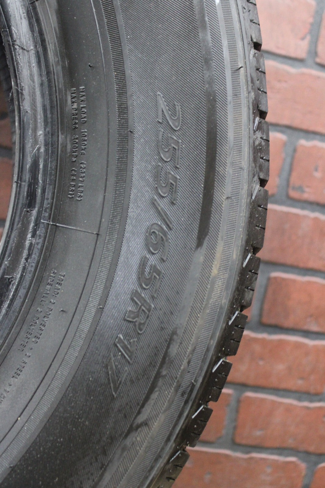 24' Celimo Prevail H/T 255/65R17 Used Tire 10/32nds