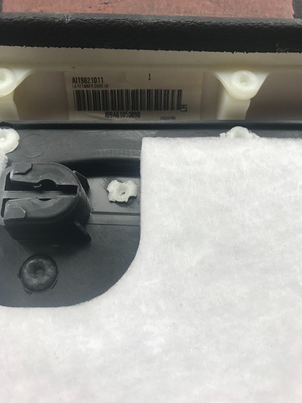 2015-2018 Dodge Challenger SRT Front Driver LH Black Door Panel Trim 5ps373x9ah