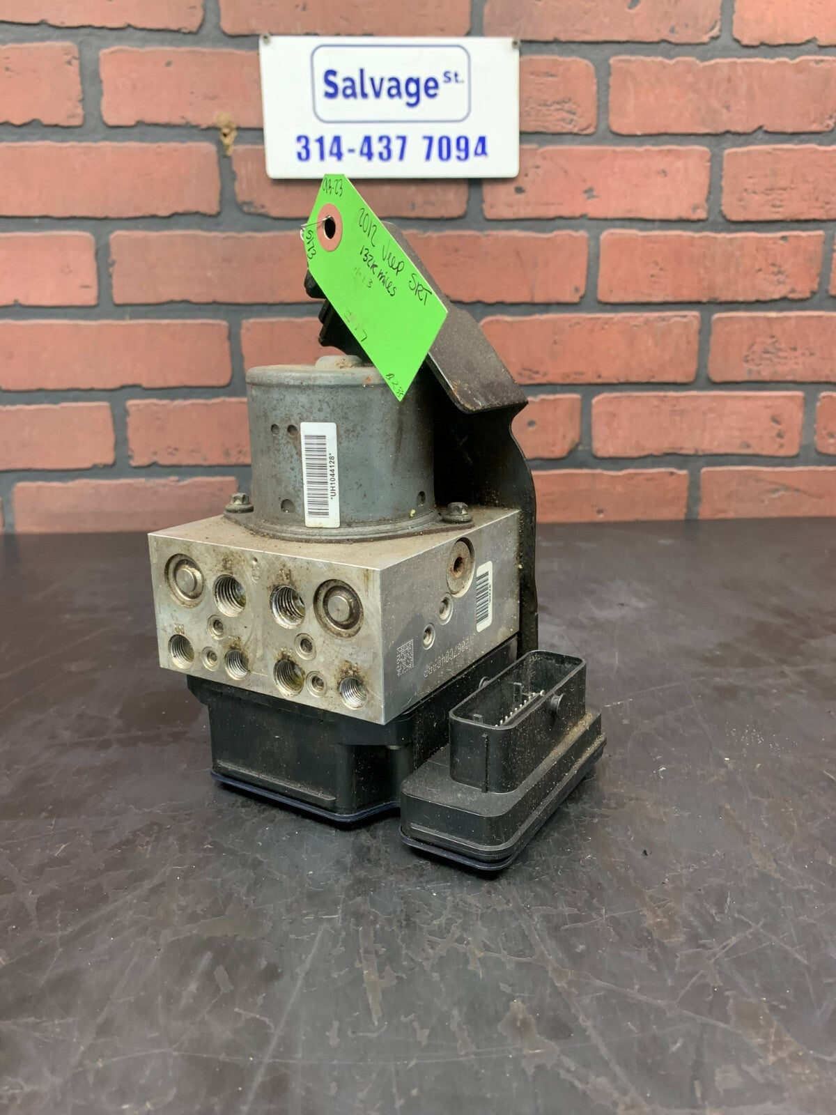 JEEP GRAND CHEROKEE SRT 11-13 OEM ABS ANTI LOCK CONTROL UNIT BRAKE MODULE