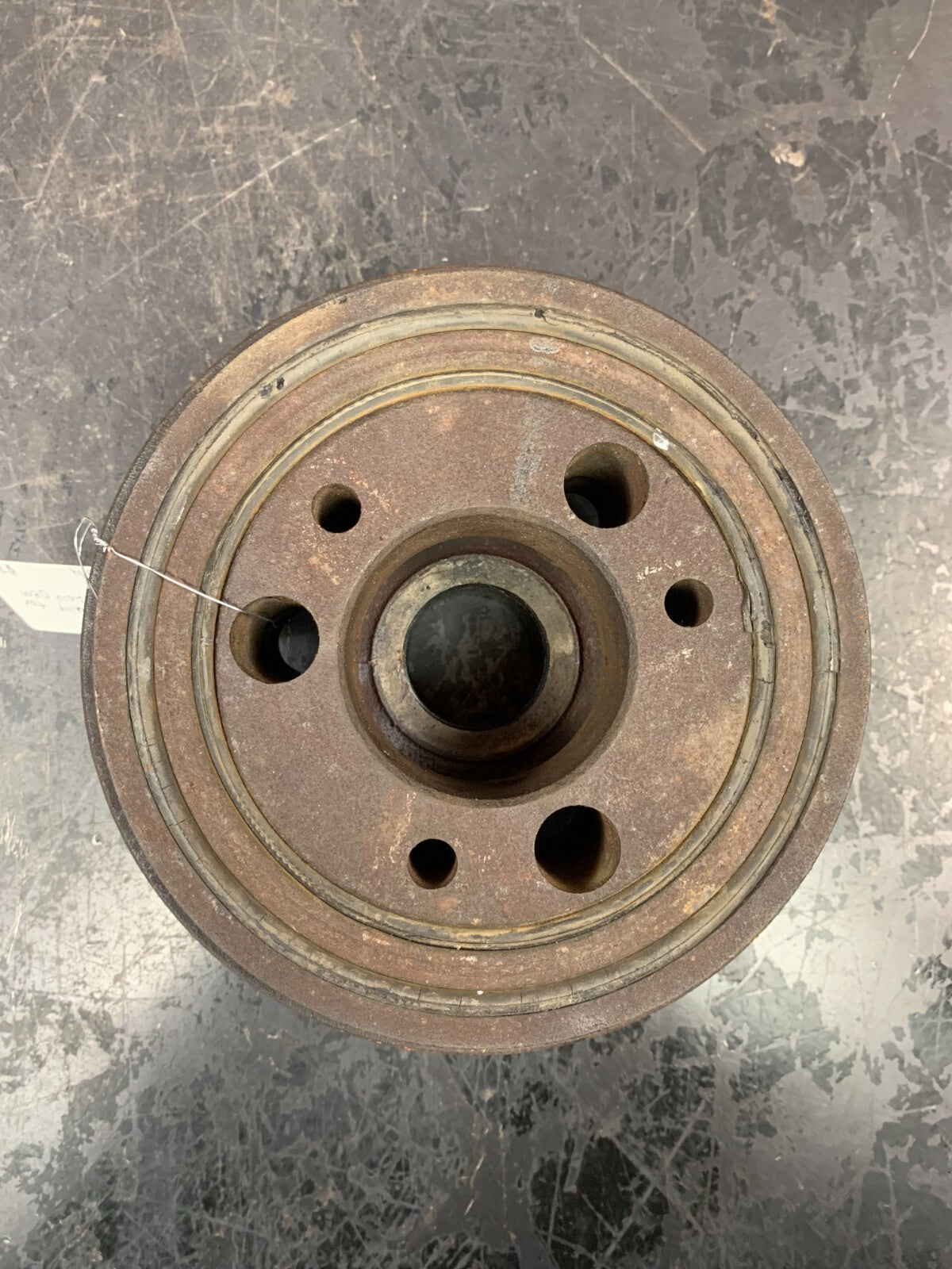 Dodge Challenger/Charger 2006-2010 6.1L balancer pully OEM.
