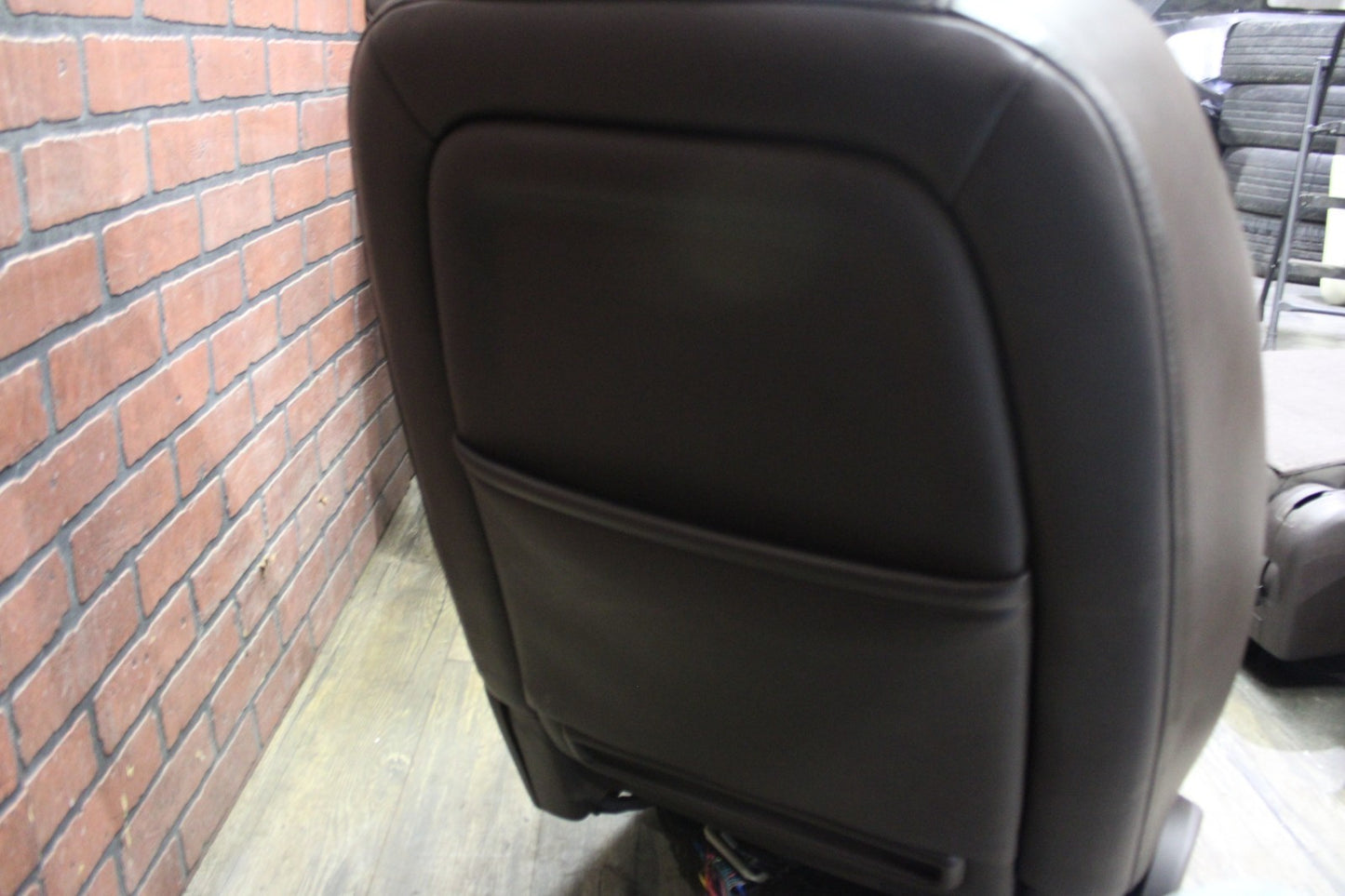 2010-2011 Cadillac Escalade Complete Full Front Rear Seat Set Brown Leather OEM