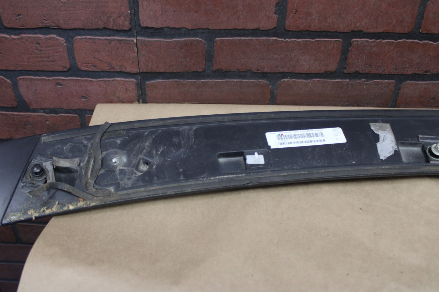 DODGE CHARGER 15-23 OEM TRUNK DECK LID MOUNTED REAR WING SPOILER TRIM 5NH39RXFAC