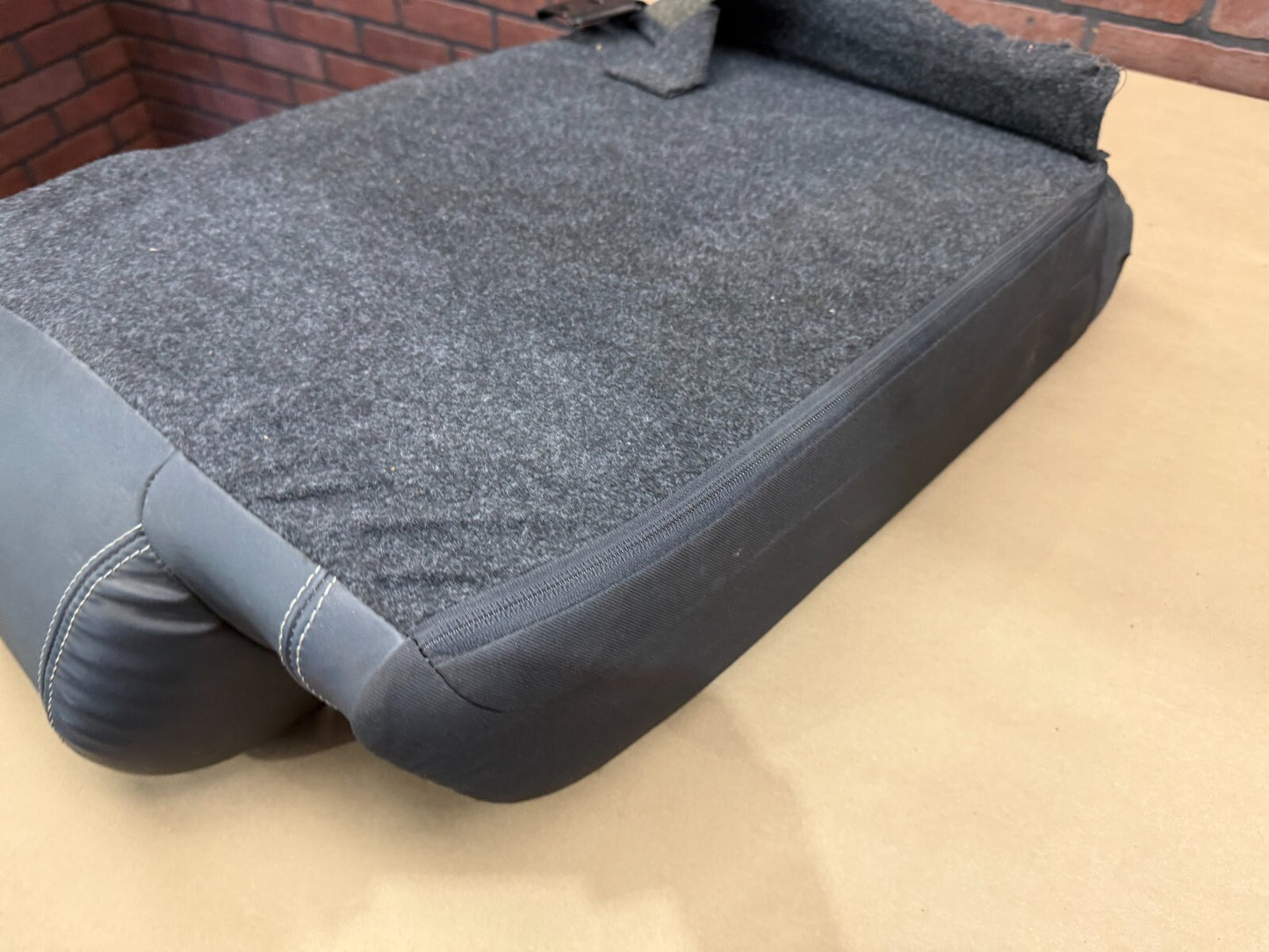 2008-2014 Dodge Challenger SRT8 Rear Back Seat Split Bench Passenger Right Suede