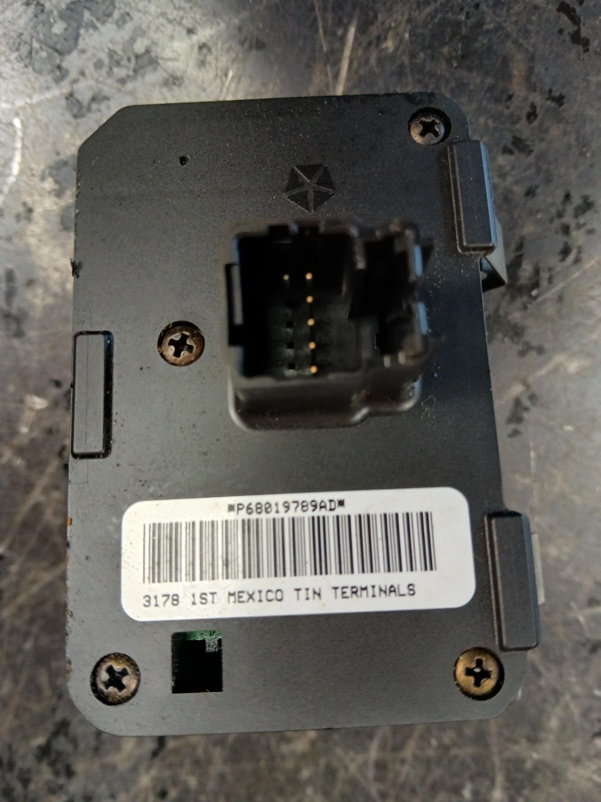 2005-2010 Challenger Charger 300 Magnum Headlight Switch Mopar 68019789ad