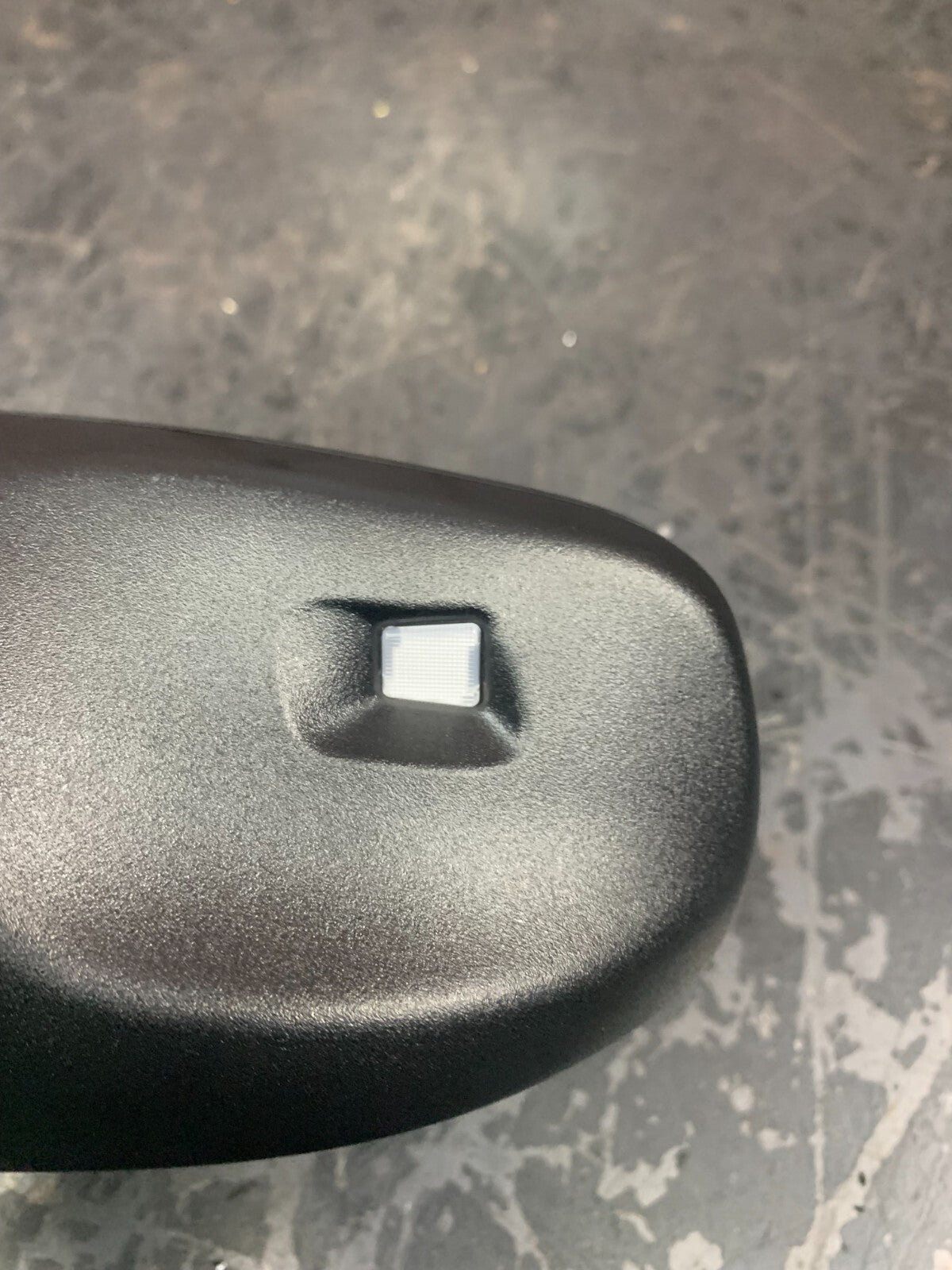 2017-2025 Jeep Grand Cherokee Durango Auto Dim Rear View Mirror OEM 68289784AB