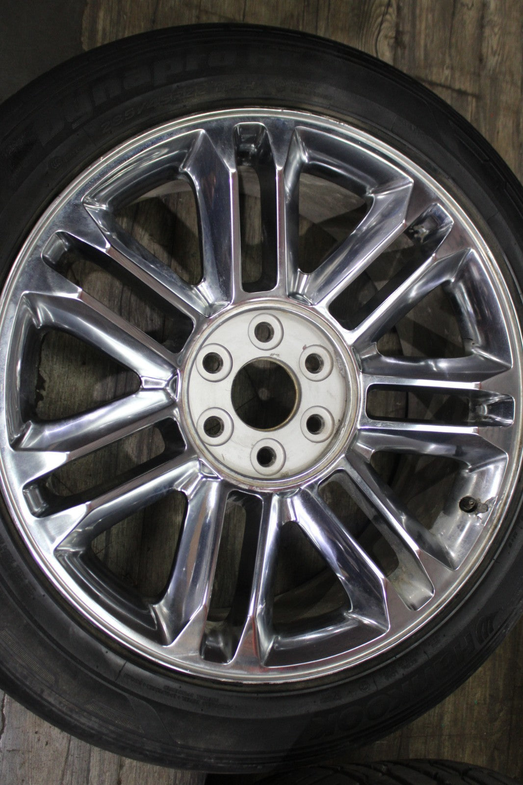2007-2014 Cadillac Escalade Full 22” Wheel Set 22x9 Silver OEM 4/32nds 9597482