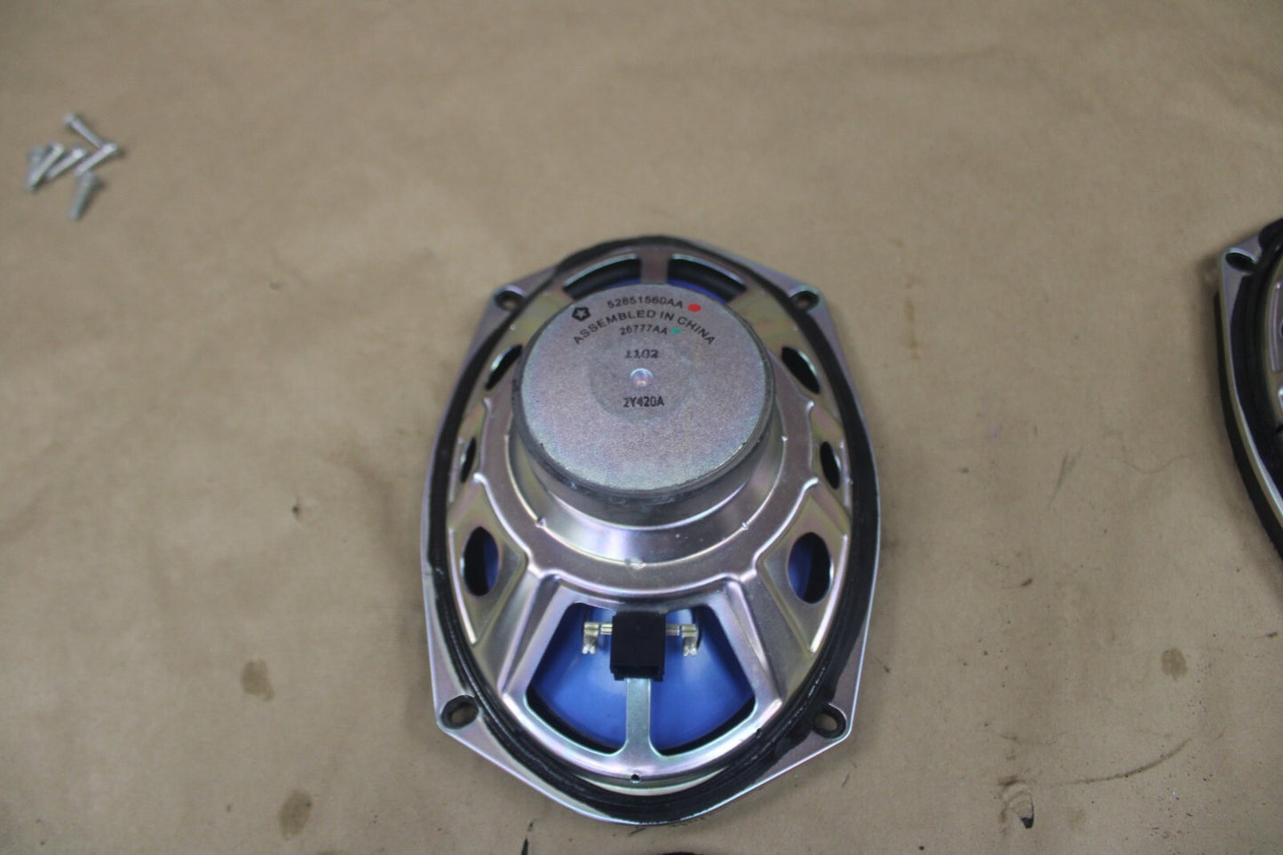 Dodge/Ram/Chrysler Mopar 6x9 Audio Sound Speaker Set of 2 05064358ab 52851560aa