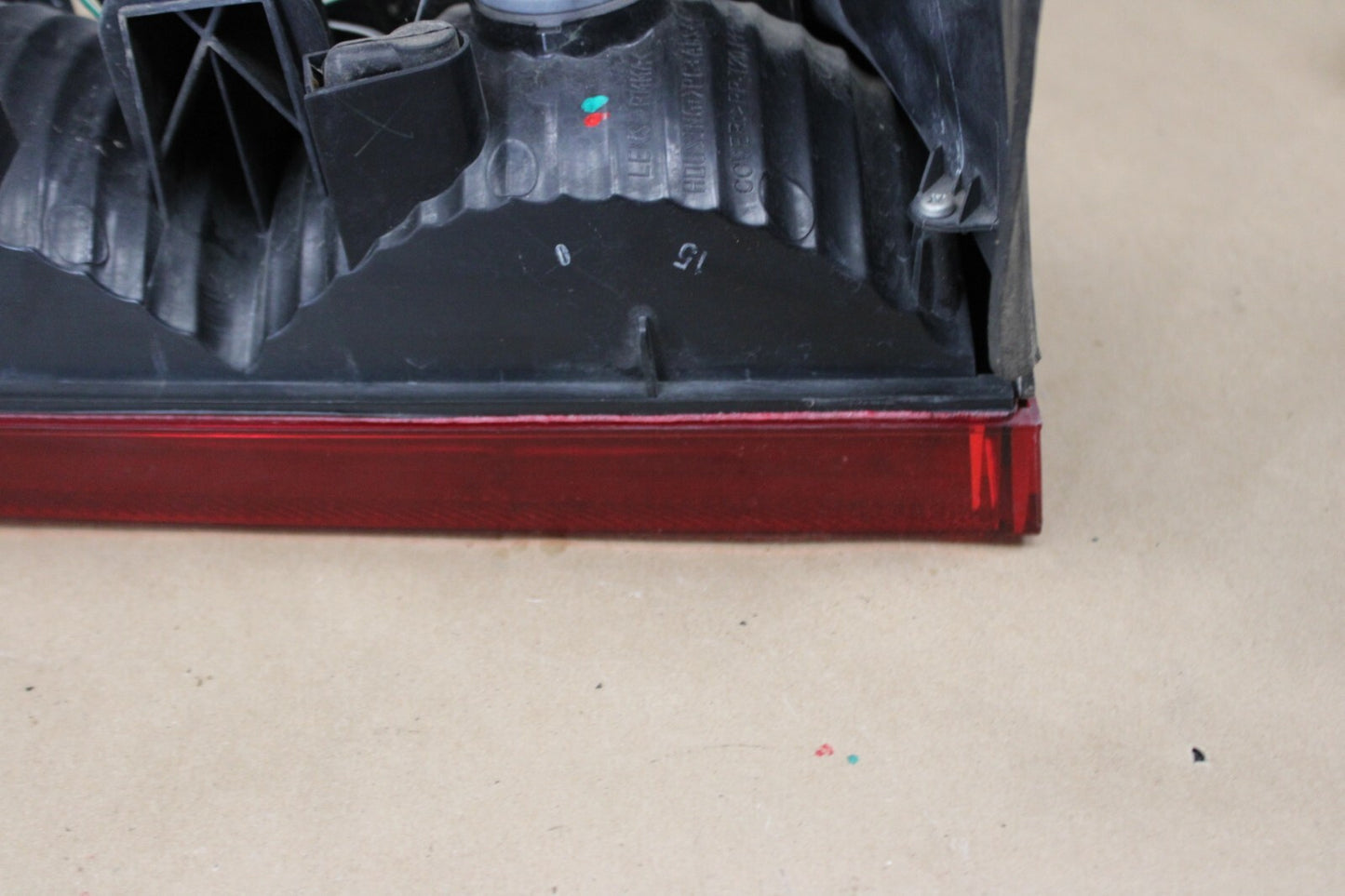 2008-2014 DODGE CHALLENGER OUTER PASSENGER RH SIDE TAIL LIGHT LAMP ASSEMBLY OEM