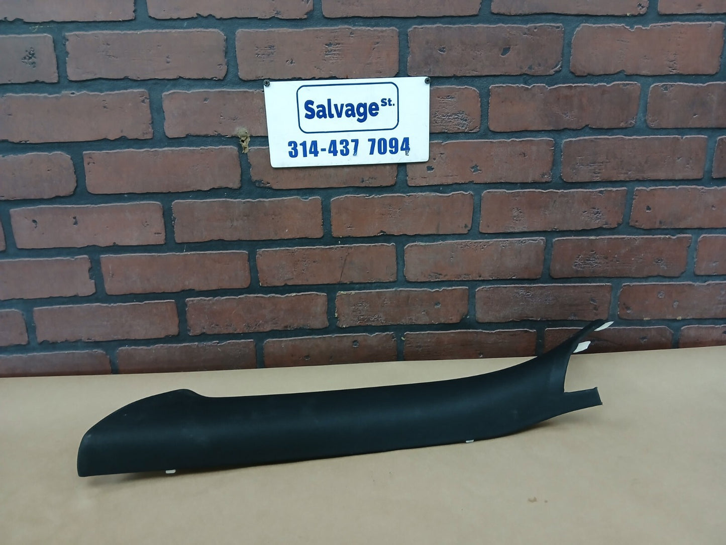 15-23 CHALLENGER FRONT DRIVER SIDE A PILLAR WINDSHIELD TRIM OEM S1ZA05DX9AE