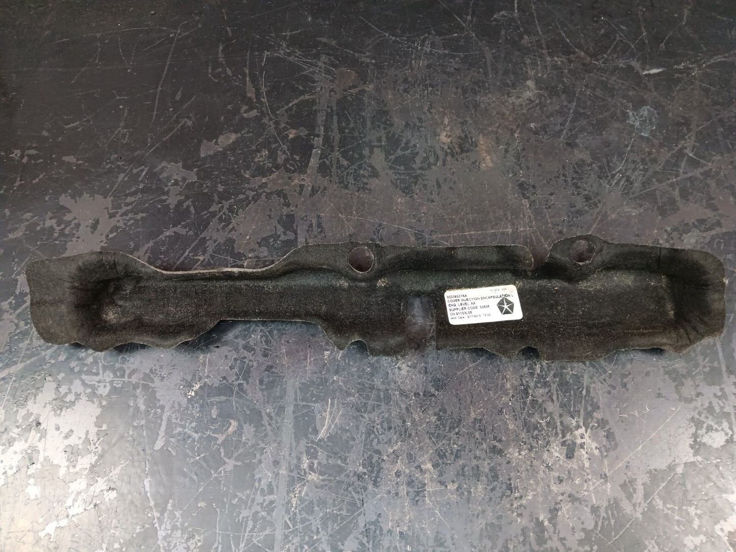2011-2024 Dodge/Jeep/Chrysler 6.4L Hemi Fuel Rail Cover Set 05038527aa