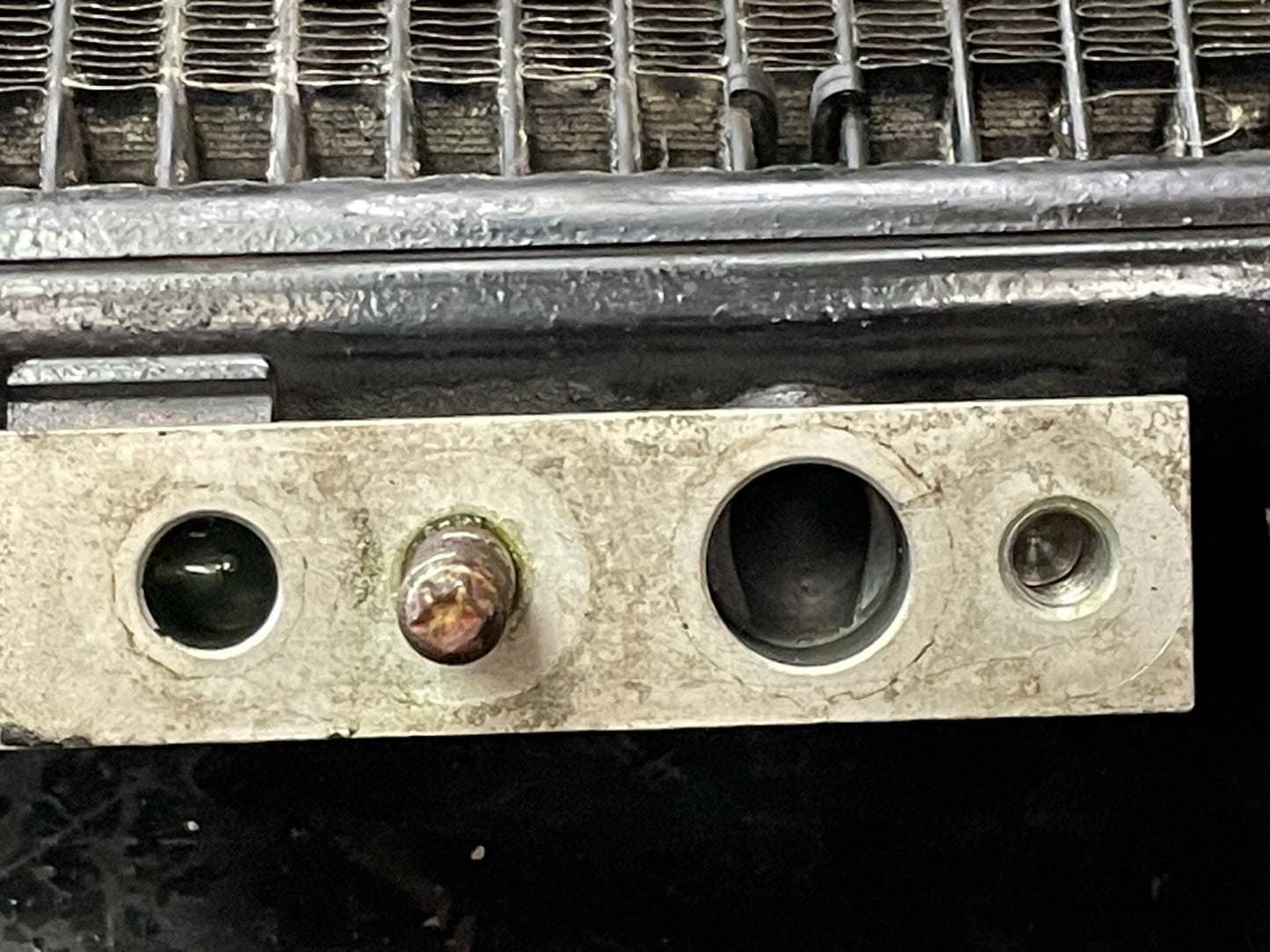 2005-2010 Jeep Grand Cherokee Commander AC Condenser Trans Cooler 55116928AA OEM