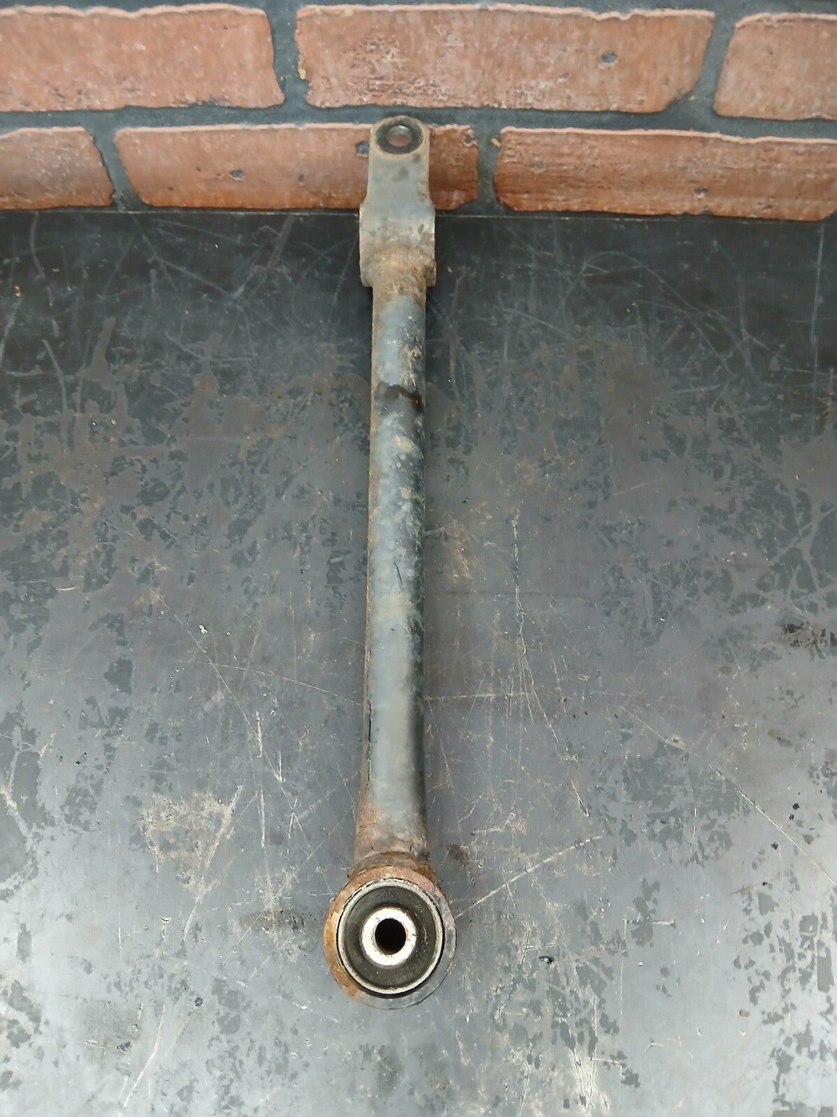 Dodge Rear Lateral Upper Left and Right Control Arm Link Set