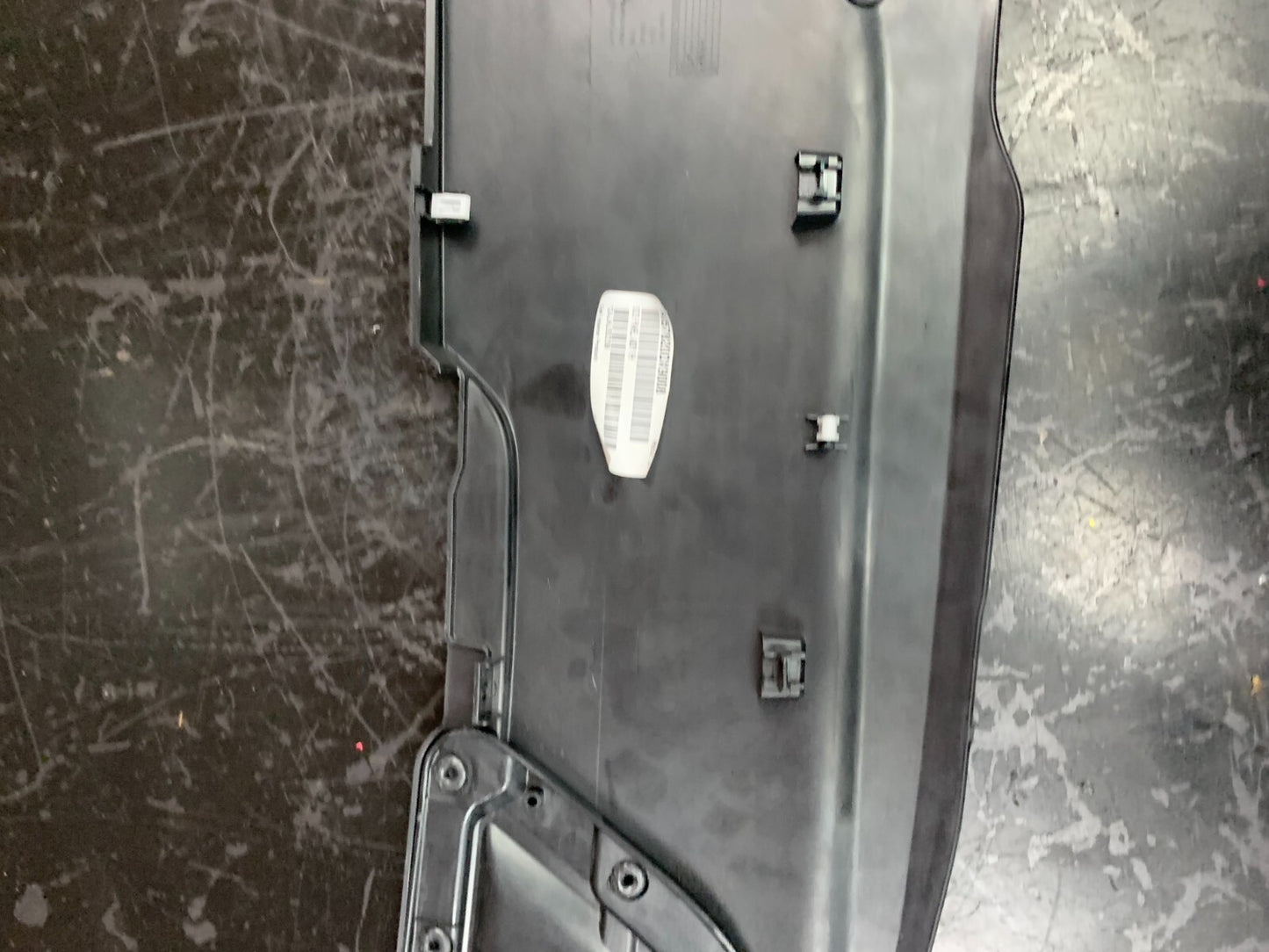 2015-2023 DODGE CHALLENGER CENTER CONSOLE RIGHT PASSENGER TRIM 5XQ84DX9AB OEM.