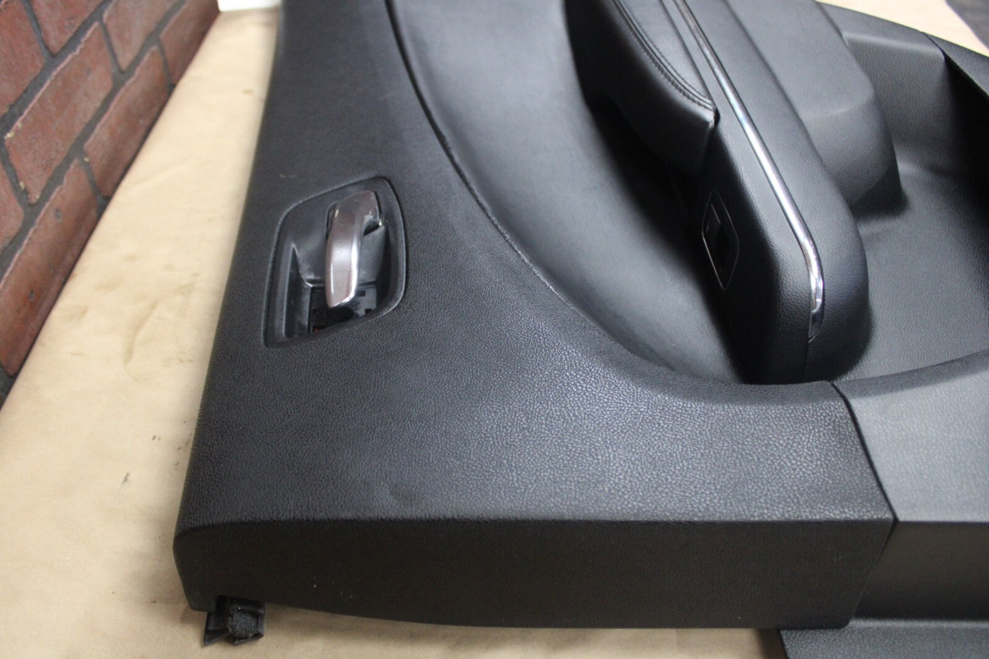 2011-2014 DODGE CHARGER SRT8 OEM INTERIOR REAR RIGHT DOOR PANEL TRIM COVER