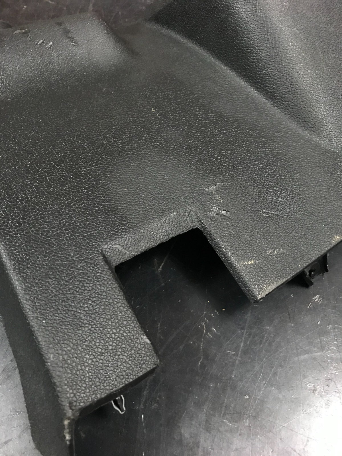 2007-2019 GM Lower Knee Bolster Steering Column Cover Panel 22938737