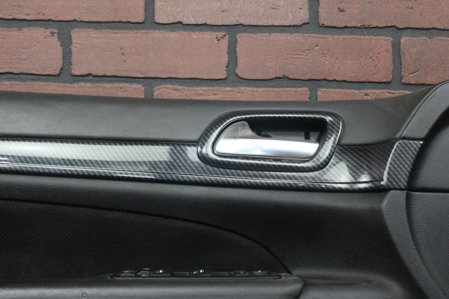 11-16 Jeep Grand Cherokee SRT8 OEM Front Passenger RH Interior Black Door Panel
