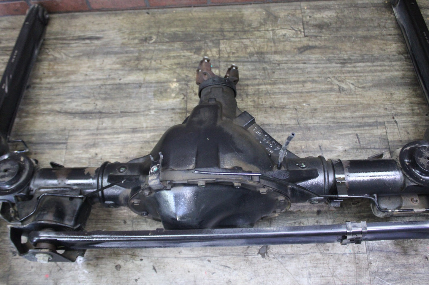 2010-2013 Cadillac Escalade Complete Rear End Axle Differential Assembly 3.42:1