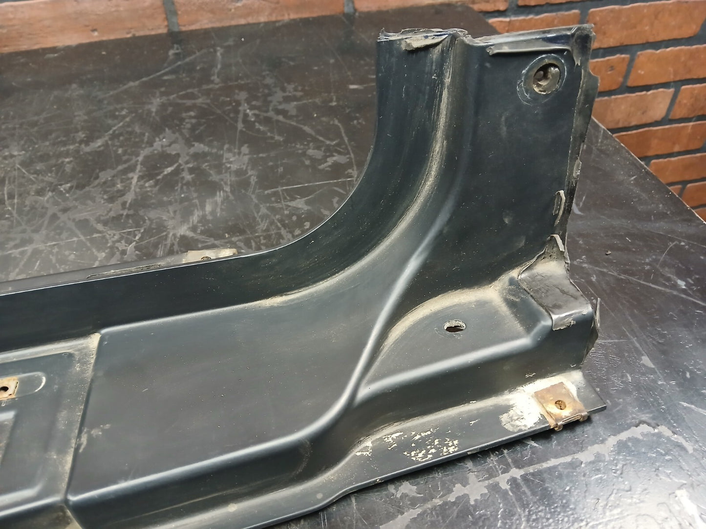 Dodge Viper Passenger RH Side Rocker Door Sill Molding Panel Black
