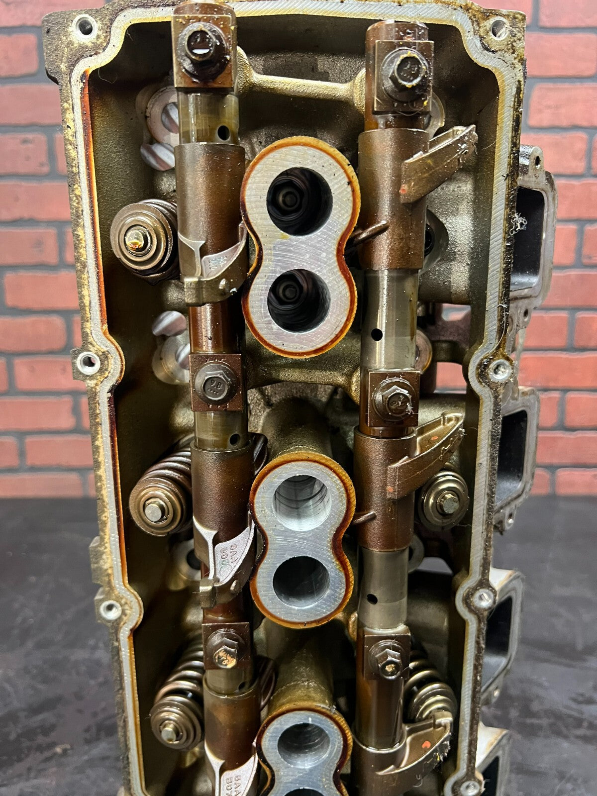 Right Cylinder Head From 2008-2014 300/Challenger/Charger 5.7 53021616DE