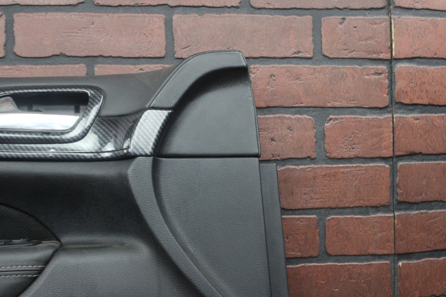 11-16 Jeep Grand Cherokee SRT8 OEM Front Passenger RH Interior Black Door Panel